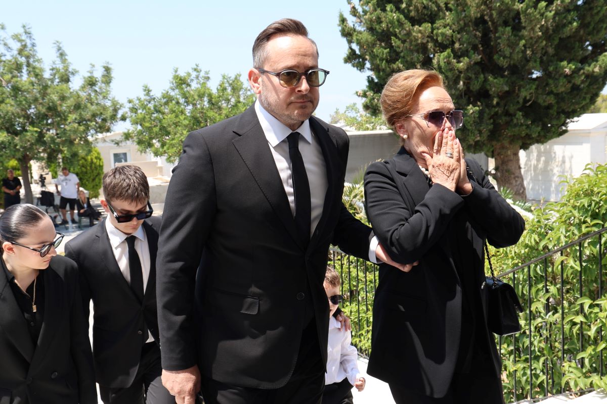 Κηδεία του Βασίλη Λεβέντη
