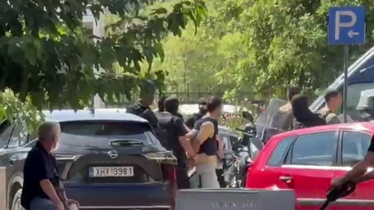 Ο ένας από τους δύο 42χρονους στην Ευελπίδων