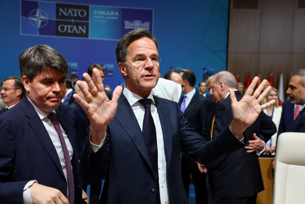 ΝΑΤΟ: Επενδύσεις άνω των 50 δισ. ευρώ για την άμυνα - Δέσμευση στο άρθρο 5 και στήριξη στην Ουκρανία