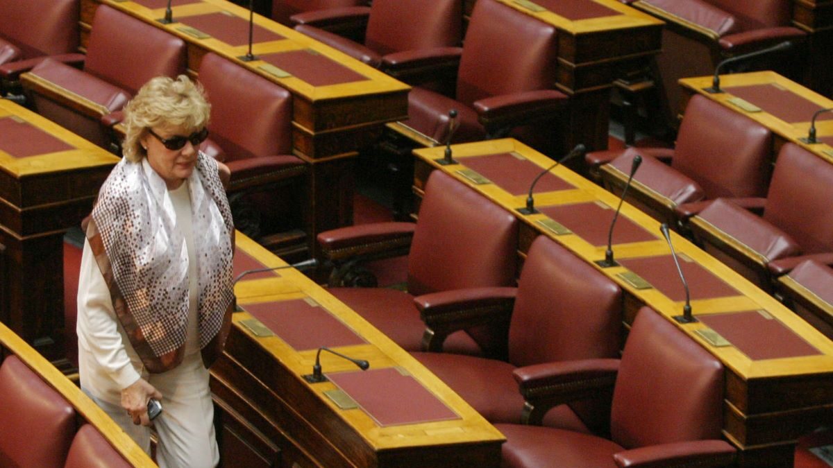 Η Μάρω Κοντού στη Βουλή