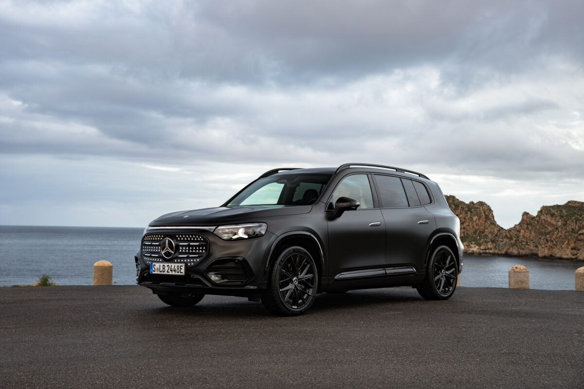 Η ηλεκτρική έκδοση της νέας Mercedes-Benz GLB είναι πιο φθηνή από την υβριδική