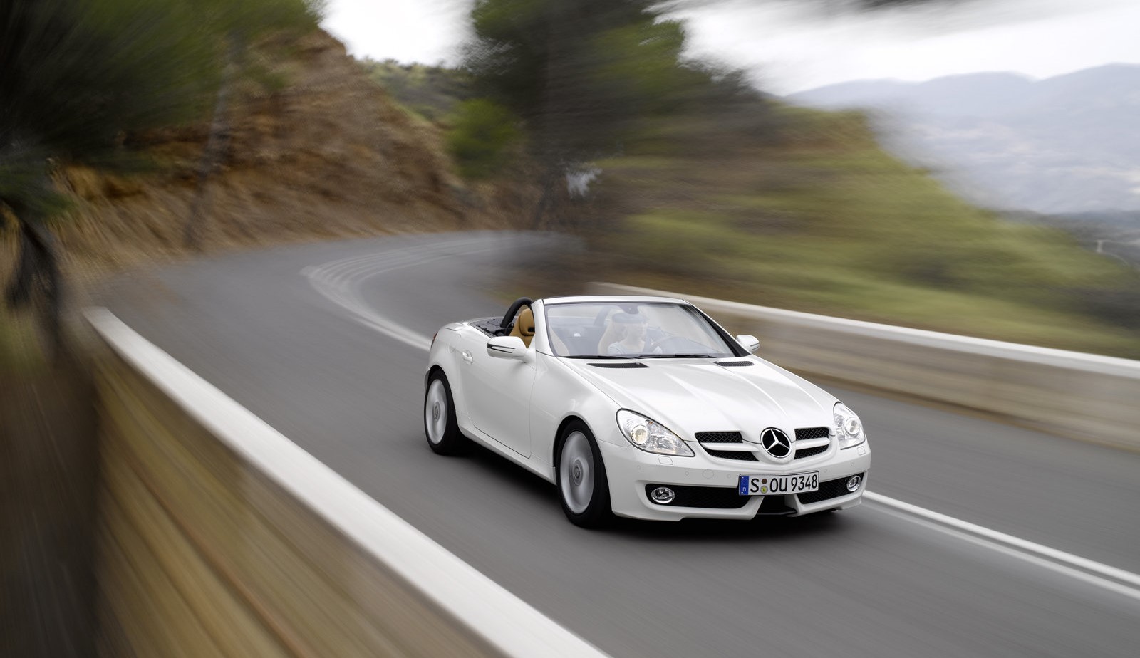 Ποιο διαχρονικό αριστοκρατικό cabrio κοστίζει 10.000 ευρώ μεταχειρισμένο;