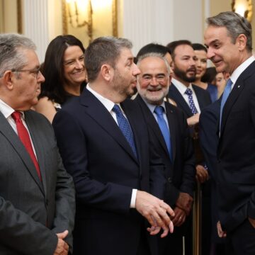 Μητσοτάκης, Ανδρουλάκης και Κουτσούμπας