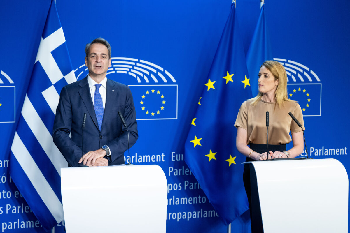Live η συζήτηση Μητσοτάκη - Μέτσολα στο Economist