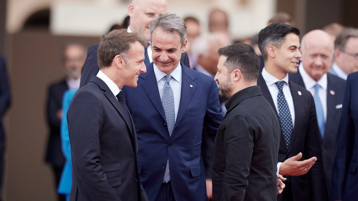 Κυριάκος Μητσοτάκης, Εμανουέλ Μακρόν και Βολοντίμιρ ελένσκι