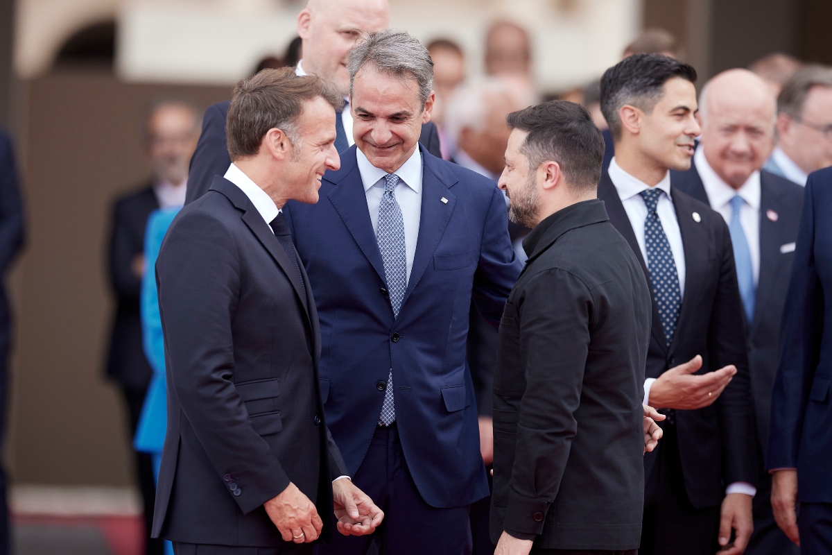 Κυριάκος Μητσοτάκης, Εμανουέλ Μακρόν και Βολοντίμιρ ελένσκι