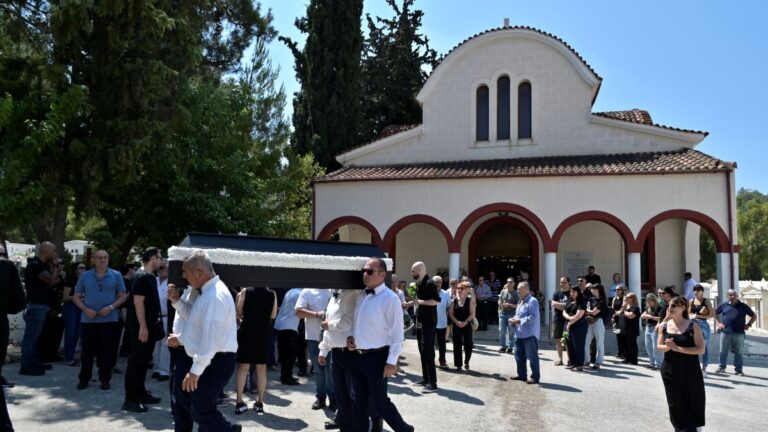 Η κηδεία του Μιχάλη Μόσιου