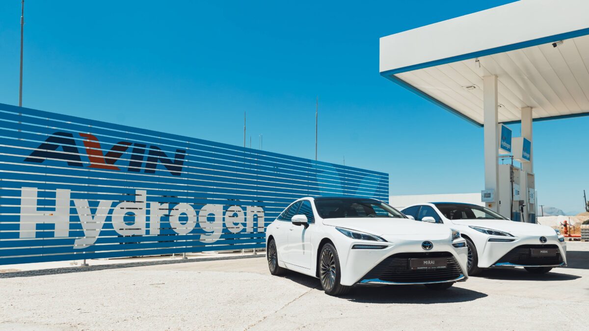 motor-oil-hydrogen-mirai