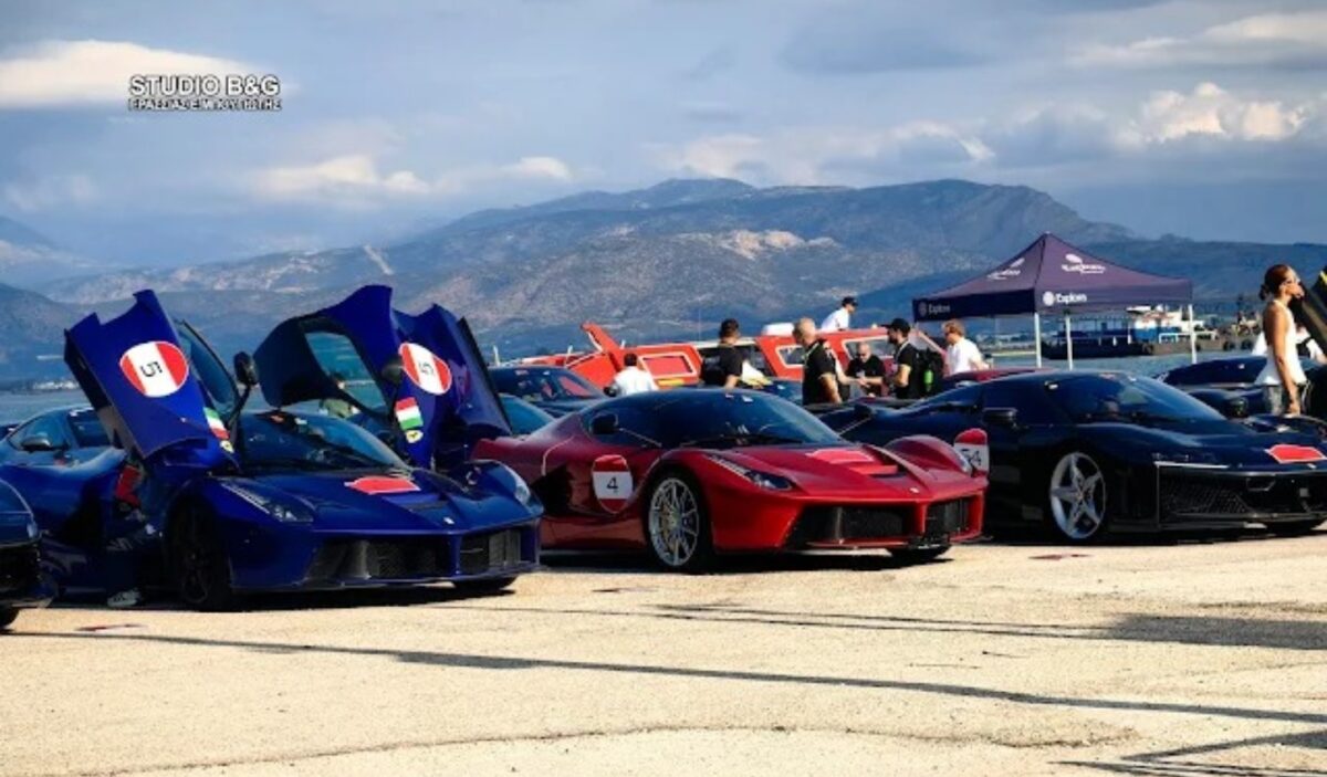 «Ferrari Cavalcade 2026»: Στο Ναύπλιο το κομβόι με τα ιταλικά αυτοκίνητα - Με φόντο το Μπούρτζι η εντυπωσιακή εκδήλωση