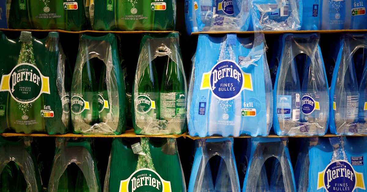 Η Nestle πουλάει το 50% της δραστηριότητας εμφιαλωμένου νερού, εστιάζει σε καφέ και σνακς