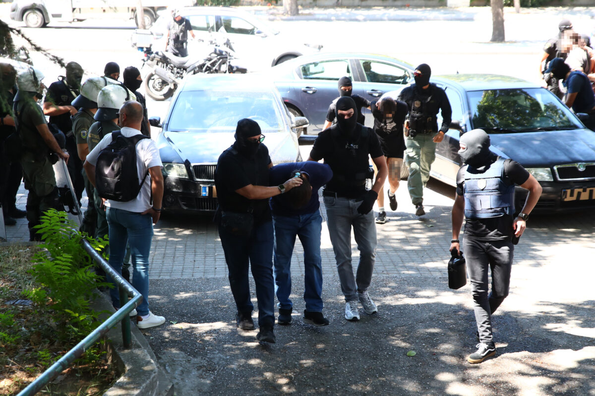 Προφυλακιστέοι οι 2 από τους 3 συλληφθέντες για την δολοφονία της Βάγιας Νέστορα - Τι υποστήριξαν στην ολιγόλεπτη απολογία τους