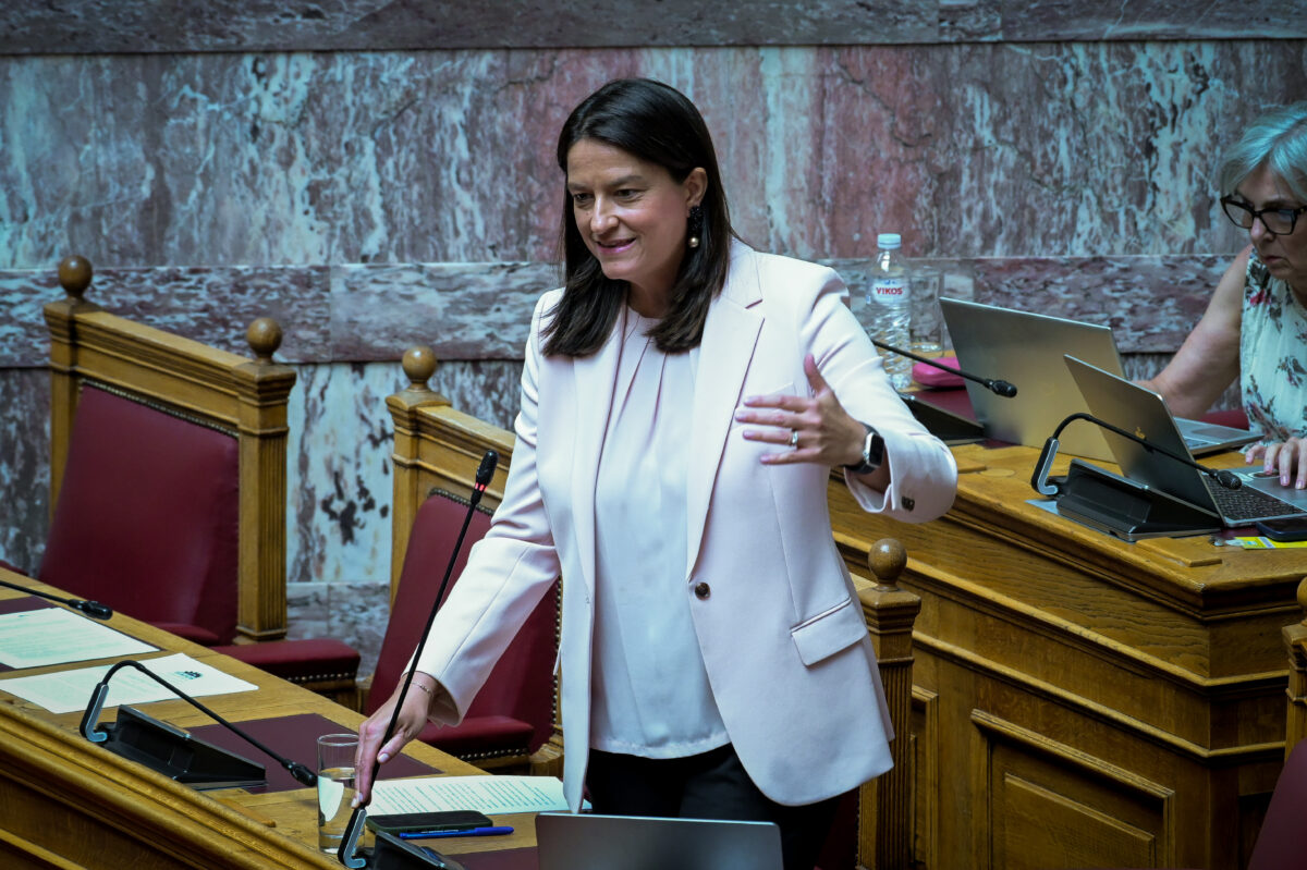 Νίκη Κεραμέως για κατάργηση περικοπών συντάξεων χηρείας: Αποκαθιστούμε μια μεγάλη κοινωνική αδικία