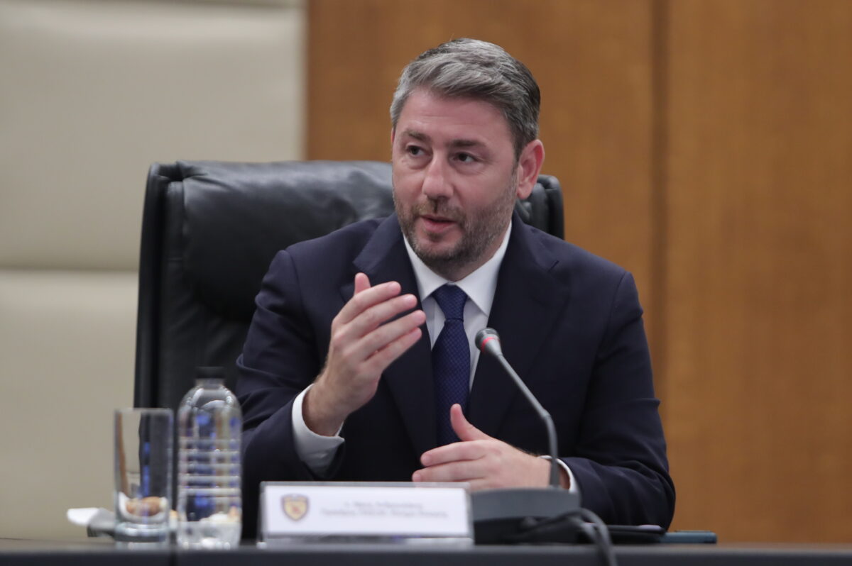 ΠΑΣΟΚ: Μήνυμα αυτονομίας από τον Νίκο Ανδρουλάκη - «Μητσοτάκης και Τσίπρας έχουν κριθεί - Στο χέρι των πολιτών η πολιτική αλλαγή»