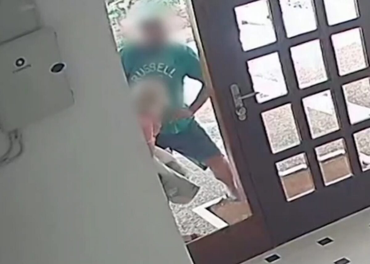 Παλαιό Φάληρο: Αγνωστος επιτέθηκε σε γυναίκα στην είσοδο του σπιτιού της - Προσπάθησε να της αρπάξει την τσάντα