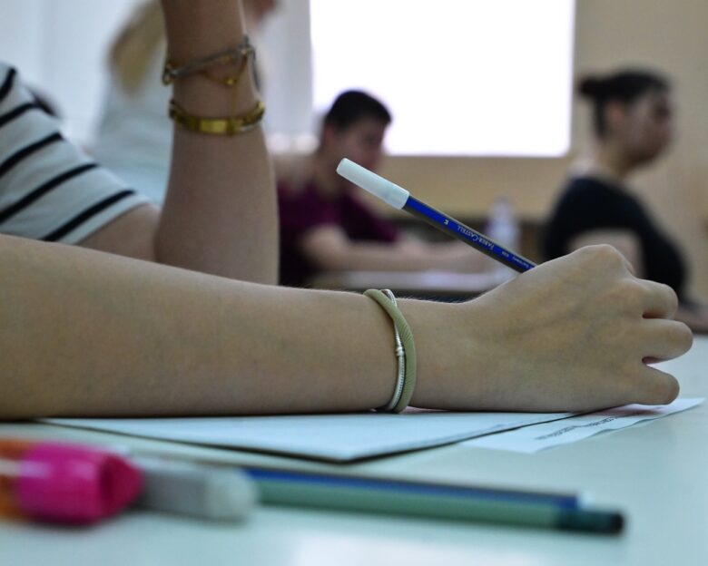 Πανελλήνιες εξετάσεις