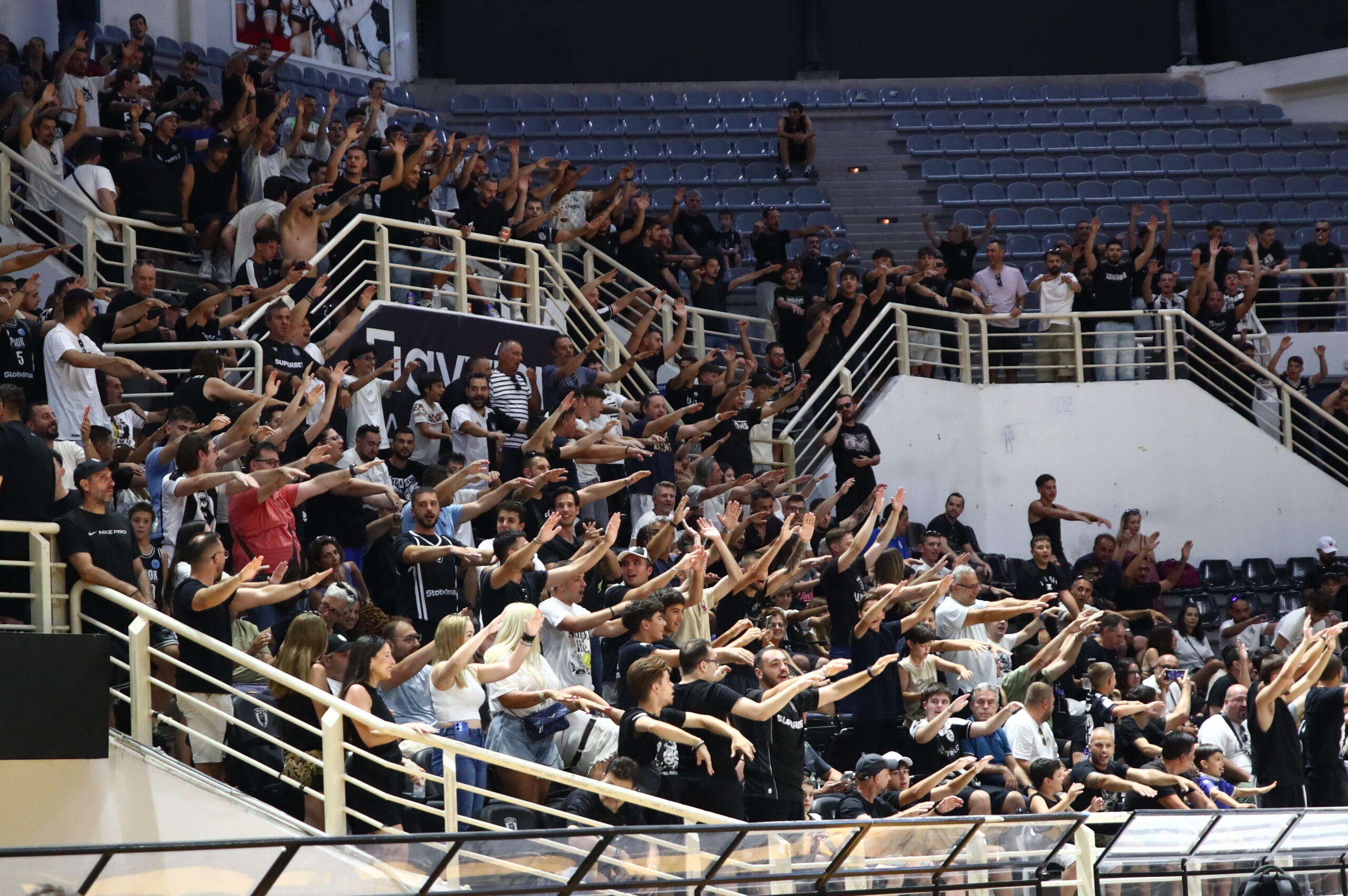 ΠΑΡΟΥΣΙΑΣΗ ΤΟΥ ΤΣΕΝΤΙ ΟΣΜΑΝ ΑΠΟ ΤΗΝ ΟΜΑΔΑ ΤΟΥ ΠΑΟΚ (ΝΑΣΟΣ ΣΙΜΟΠΟΥΛΟΣ