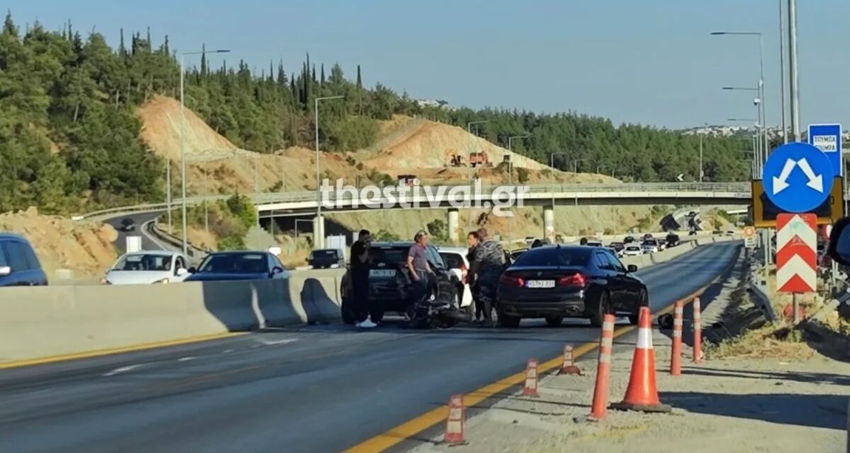 Θεσσαλονίκη: Νεκρή 15χρονη σε τροχαίο - Απορριμματοφόρο συγκρούστηκε με μοτοσικλέτα στην Περιφερειακή οδό