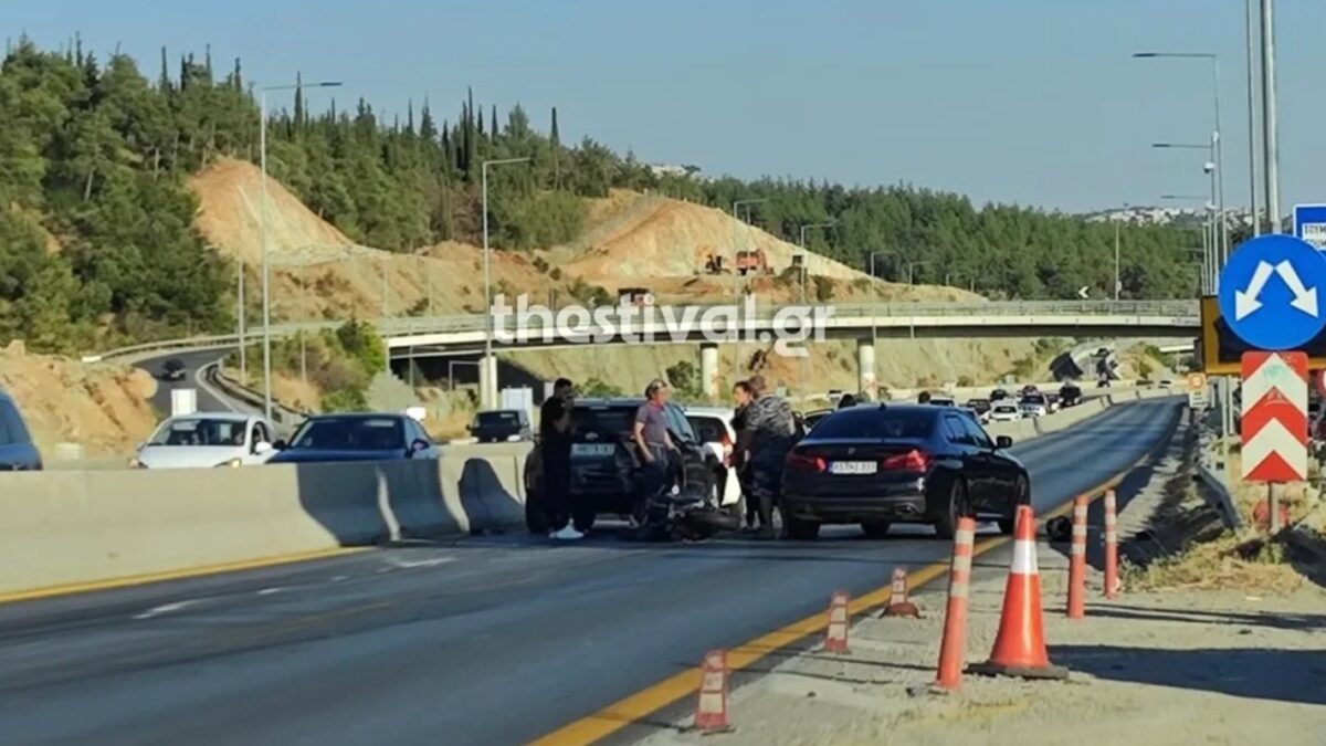 Νεκρή 15χρονη σε τροχαίο στην Περιφερειακή οδό Θεσσαλονίκης