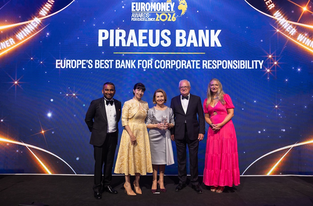 piraeus bank awards