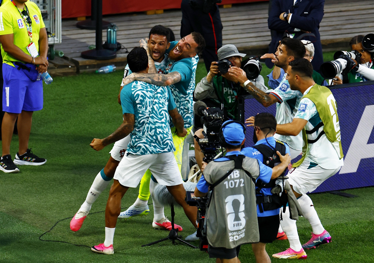Πορτογαλία - Κροατία 2-1: Στους «16» του Μουντιάλ η παρέα του Κριστιάνο με γκολ στο 94ο λεπτό, ακυρώθηκε τέρμα του Γκβάρντιολ στο τέλος για το 2-2