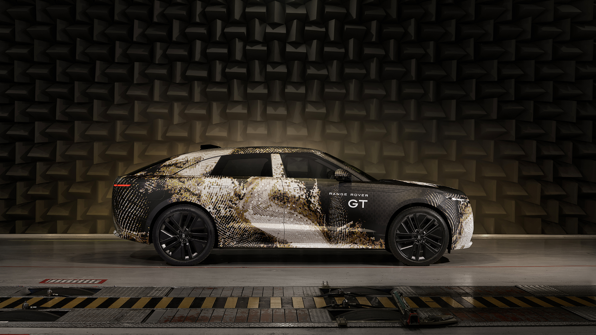 Στις τελικές δοκιμές το ηλεκτρικό Range Rover GT