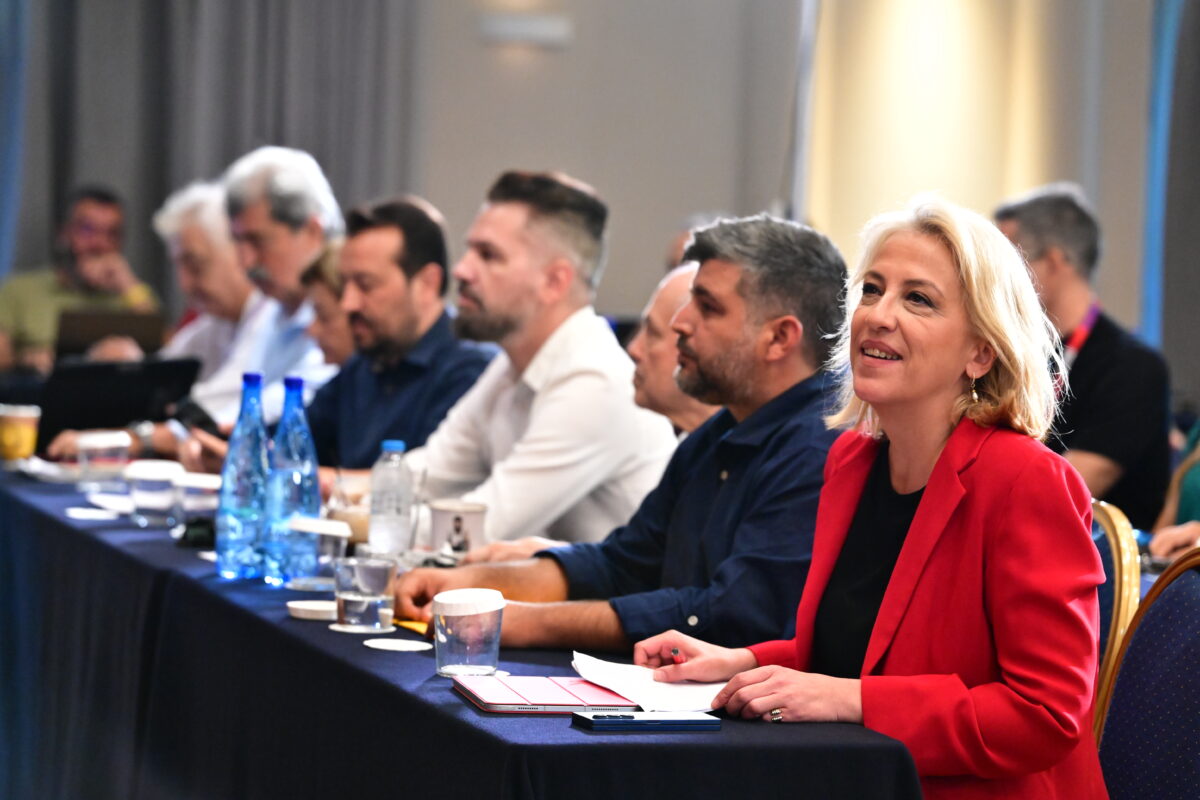 Ο ΣΥΡΙΖΑ απέχει από τη δεξίωση για την επέτειο της Αποκατάστασης της Δημοκρατίας στο Προεδρικό Μέγαρο