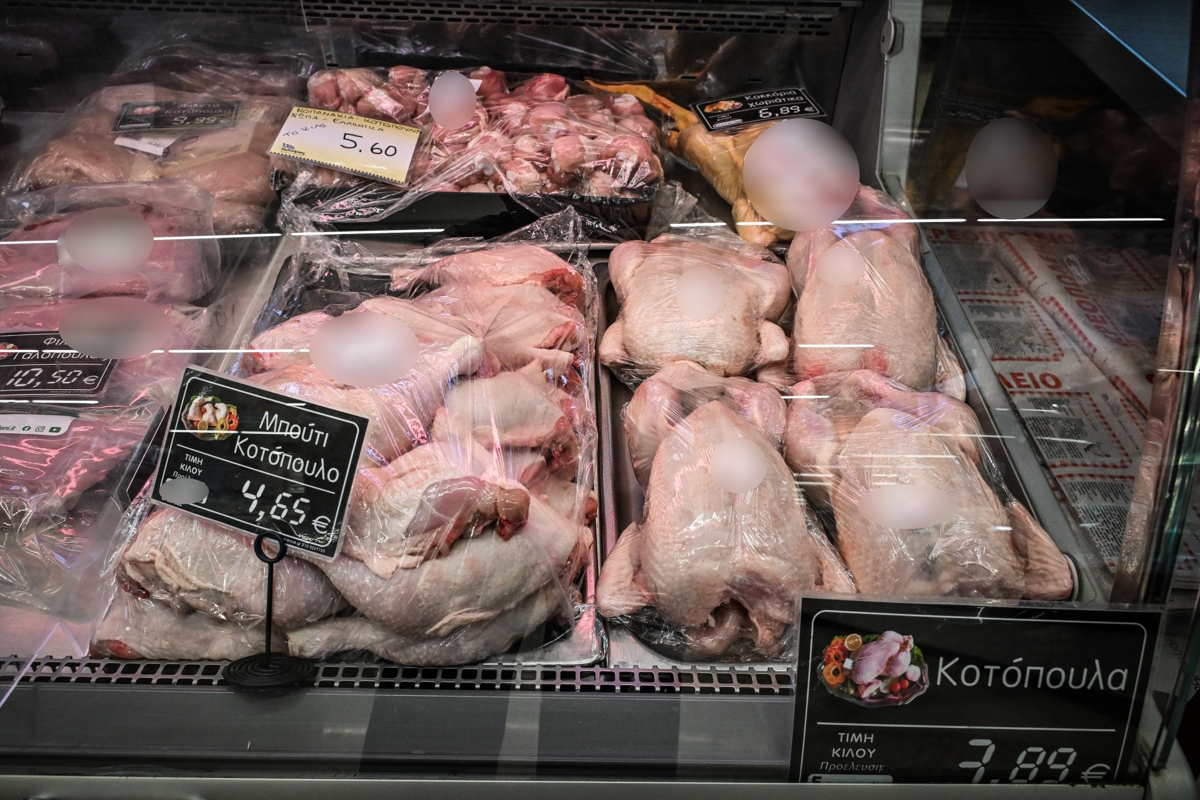 Λαμία: Εντοπίστηκε ο προμηθευτής των κοτόπουλων που φαίνεται να προκάλεσαν τα κρούσματα σαλμονέλας