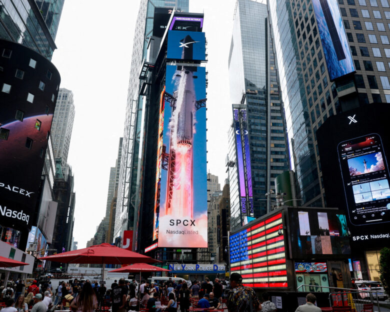 Η μετοχή της SpaceX στο Nasdaq MarketSite