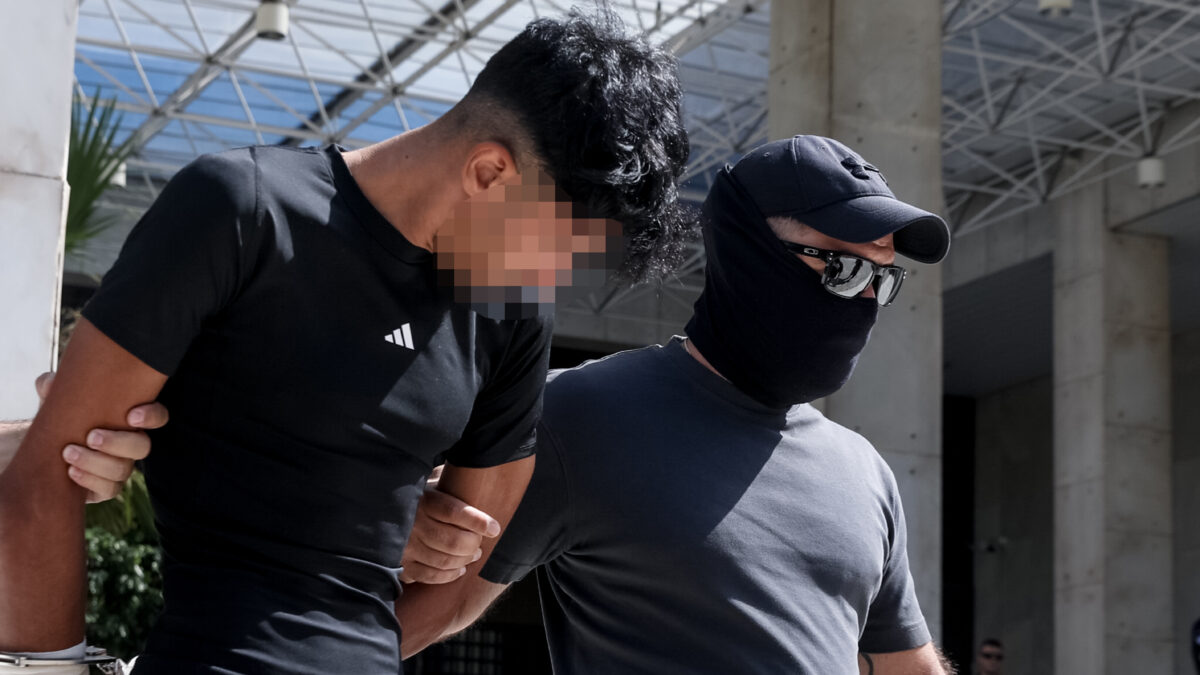 ΔΑΝΑΗ ΔΑΥΛΟΠΟΥΛΟΥ