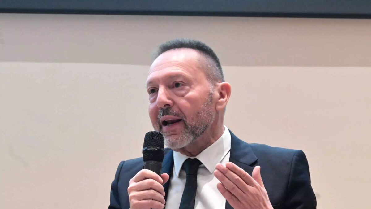 Γιάννης Στουρνάρας