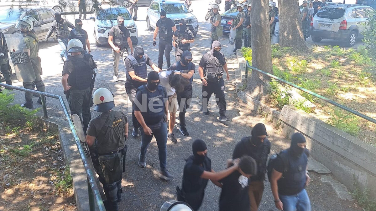 Οι συλληφθέντες για την εμπρηστική επίθεση στη Θεσσαλονίκη