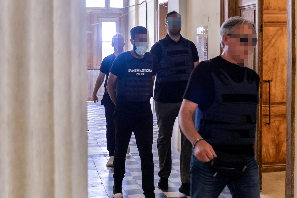 syros dolofonia