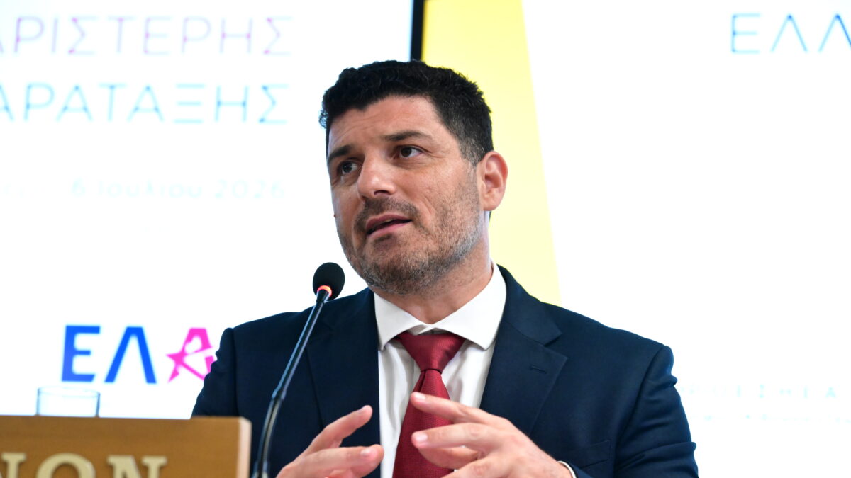 Ο τομεάρχης Εργασίας της Ελληνικής Αριστερής Συμπαράταξης (ΕΛΑΣ) Διονύσης Τεμπονέρας  (Φωτογραφία αρχείου: ΤΑΤΙΑΝΑ ΜΠΟΛΑΡΗ