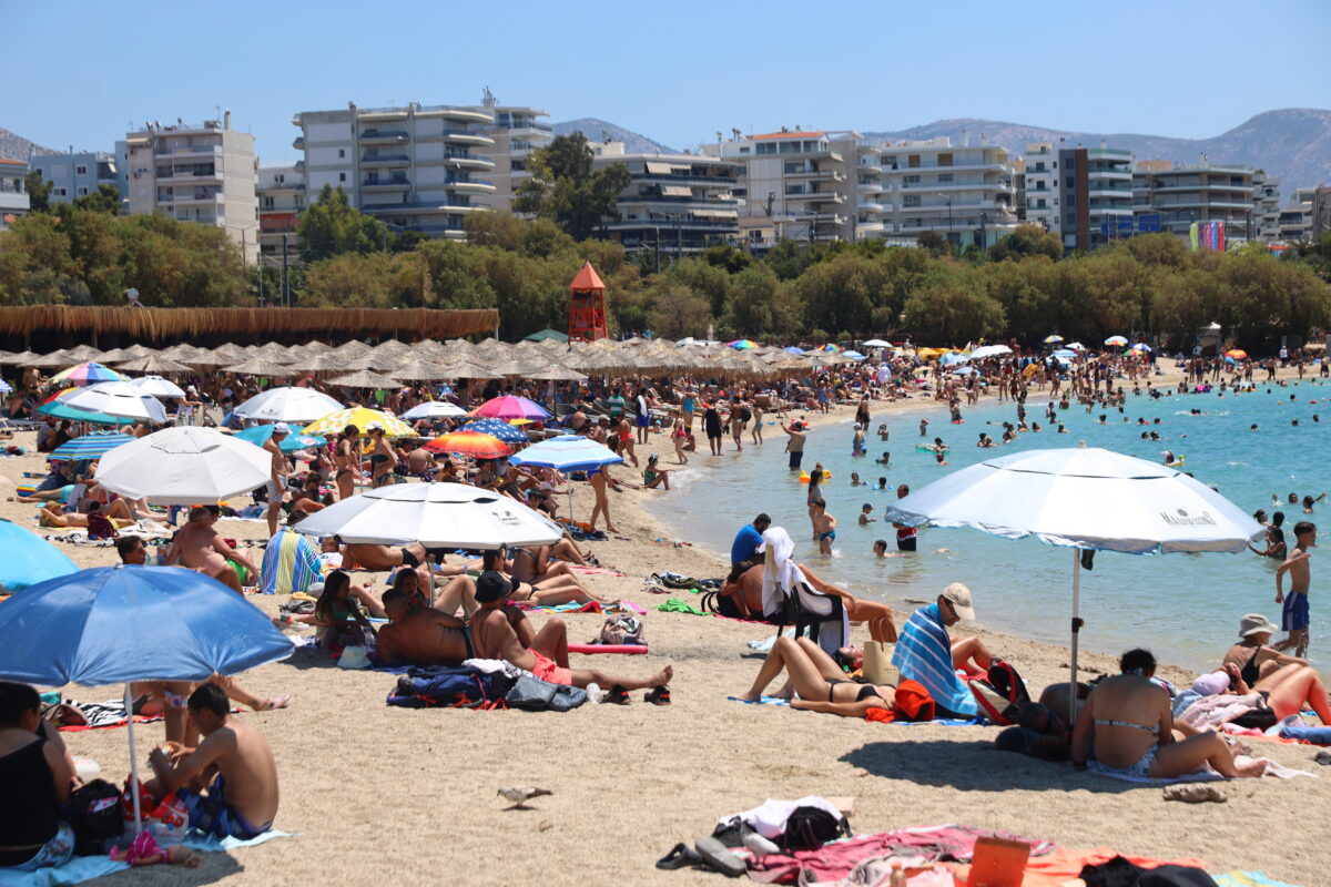 Καιρός: Έρχονται τα πρώτα 40άρια την Κυριακή, έως 7 μποφόρ οι άνεμοι στο Αιγαίο - Βροχές από την επόμενη εβδομάδα