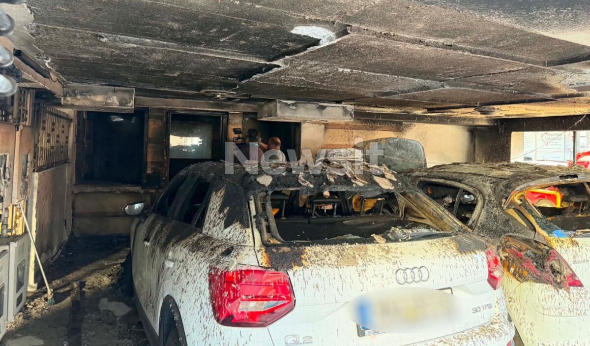 Από την εμπρηστική επίθεση στη Θεσσαλονίκη