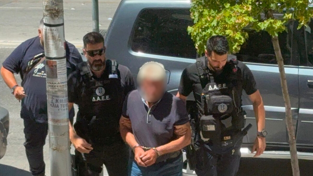 O 76χρονος στα δικαστήρια Θεσσαλονίκης
