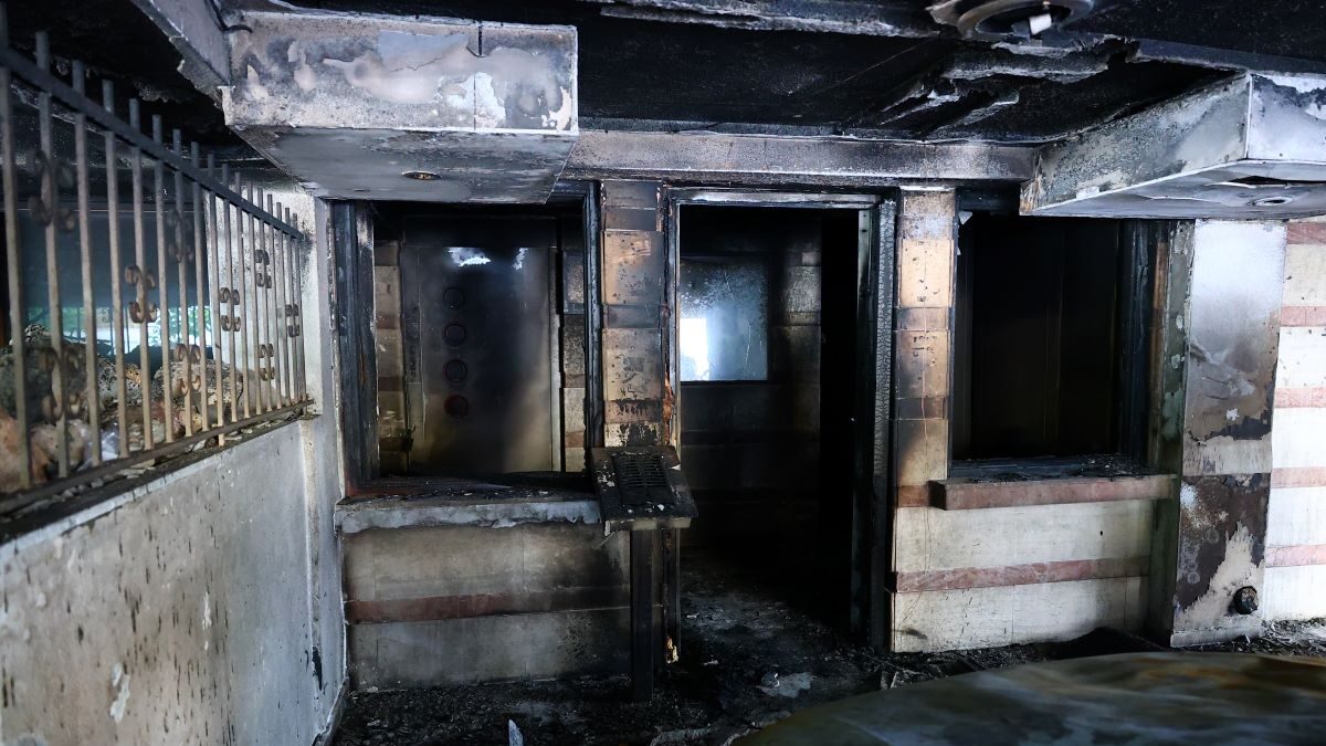 Εμπρηστικές επιθέσεις στη Θεσσαλονίκη εναντίον πολιτικών της ΝΔ
