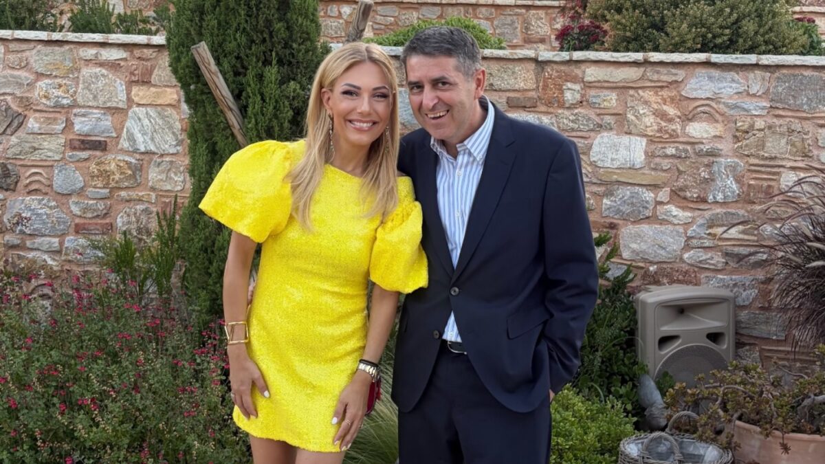 Τίνα Μεσσαροπούλου / Γιώργος Μυλωνάκης