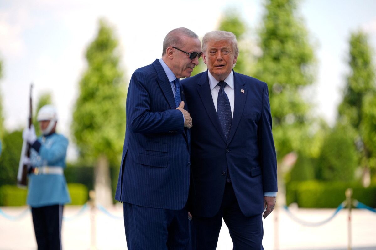 Η άφιξη του Τραμπ στην Άγκυρα για τη Σύνοδο του ΝΑΤΟ