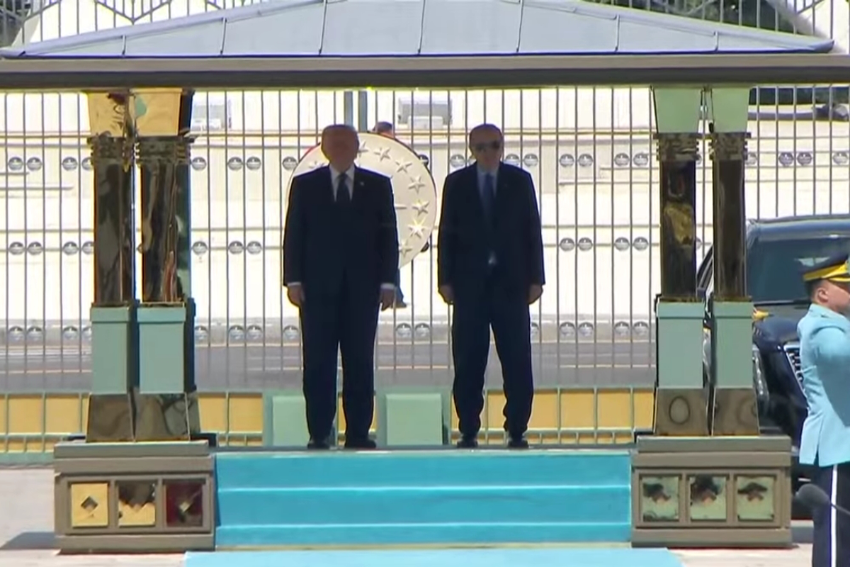 Ο Τραμπ και ο Ερντογάν έξω από το Λευκό Παλάτι