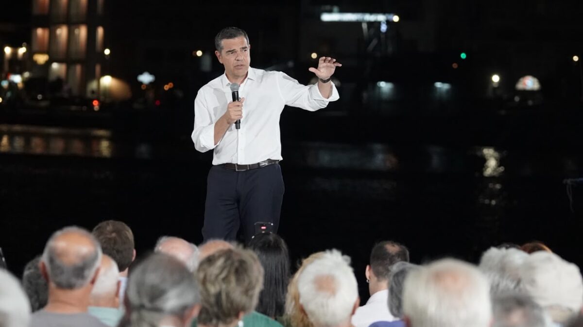Τσίπρας από τη Μυτιλήνη: «Θα στηρίξουμε την Ελλάδα της παραγωγής απέναντι στην Ελλάδα της λαμογιάς»
