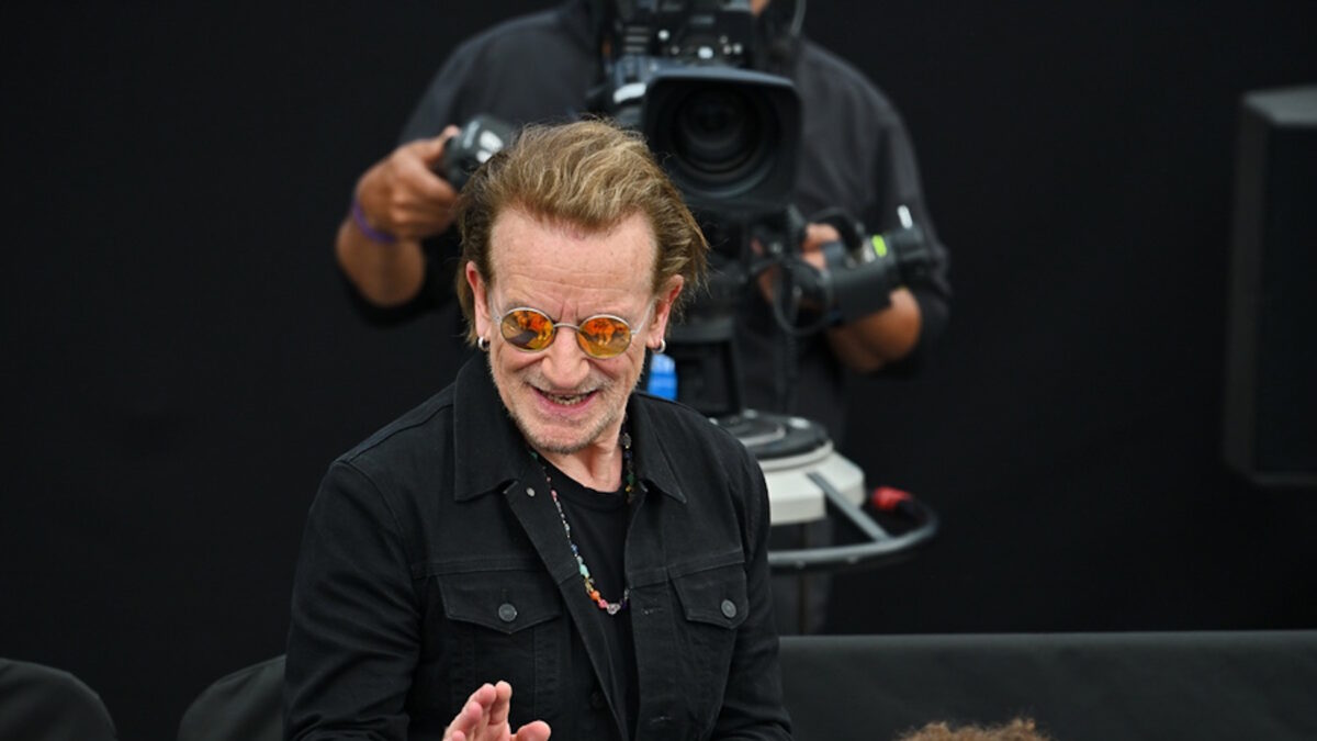 U2