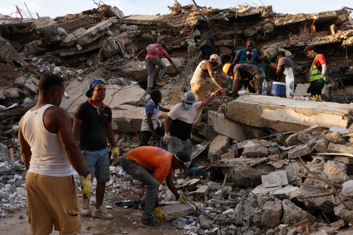 Venezuela Earthquake Death Toll Reaches 4,490 as Residents Return to Destroyed Homes