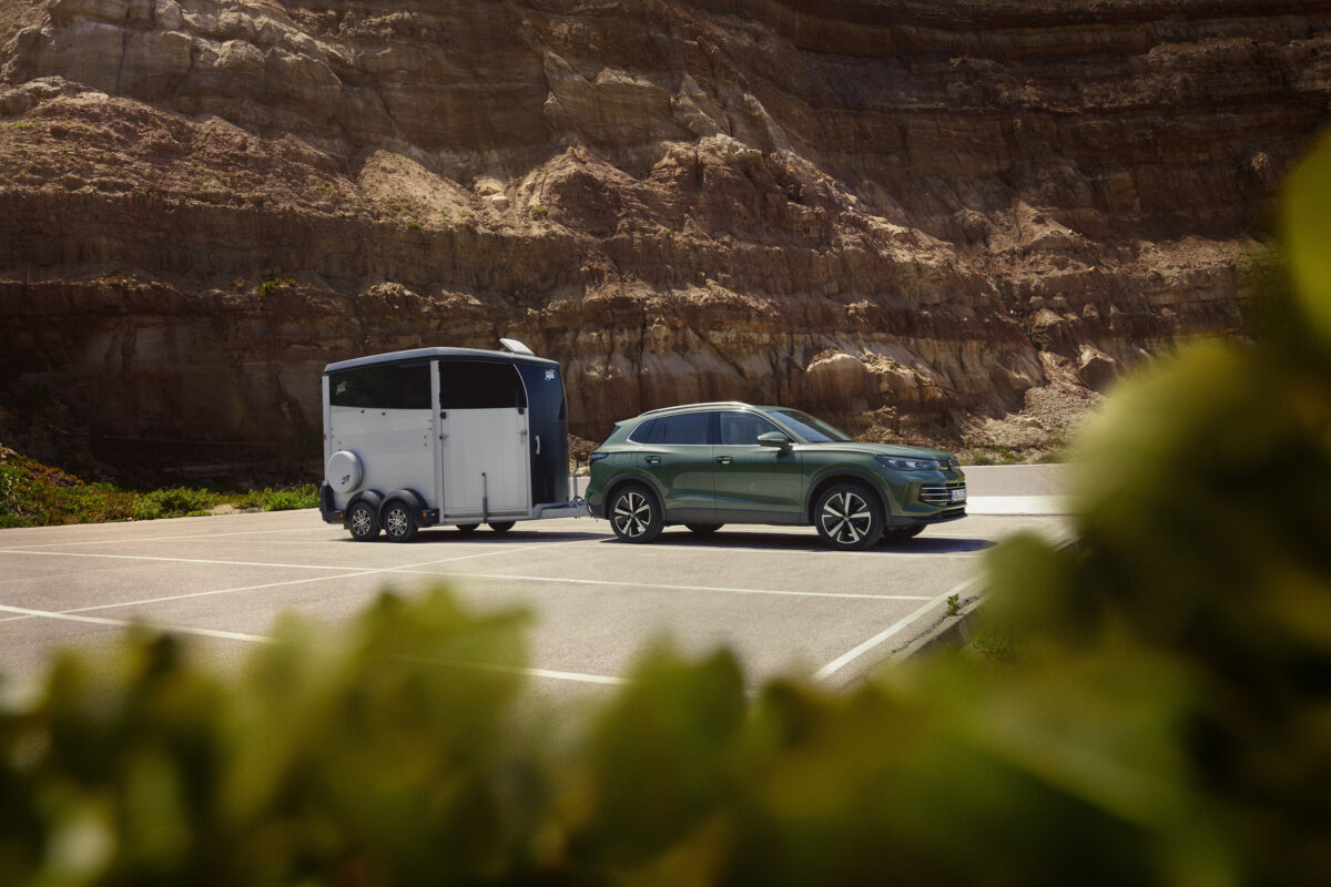 Volkswagen_Tiguan_2024_3d