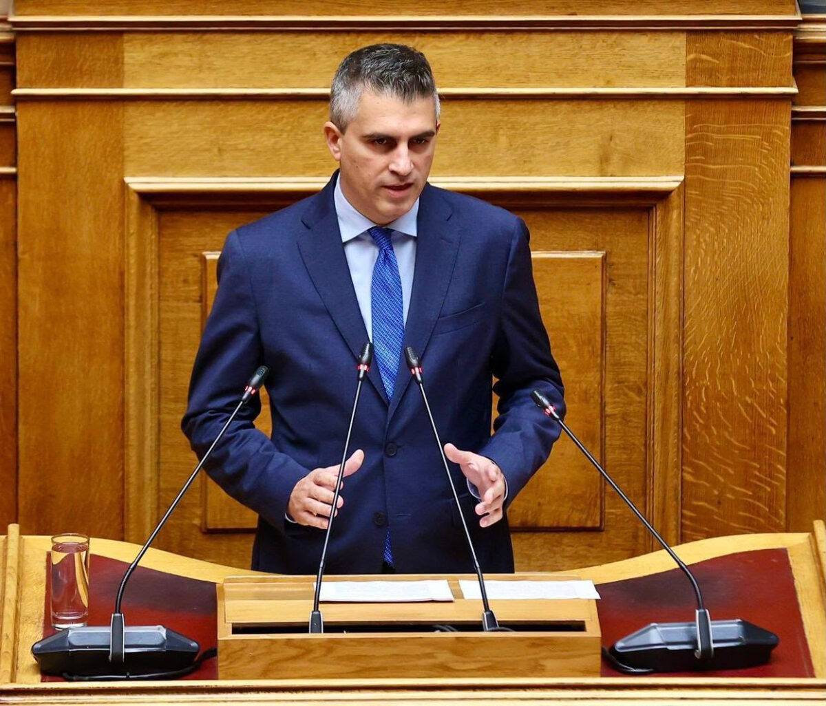 Ο Χρίστος Δήμας στο βήμα της Βουλής