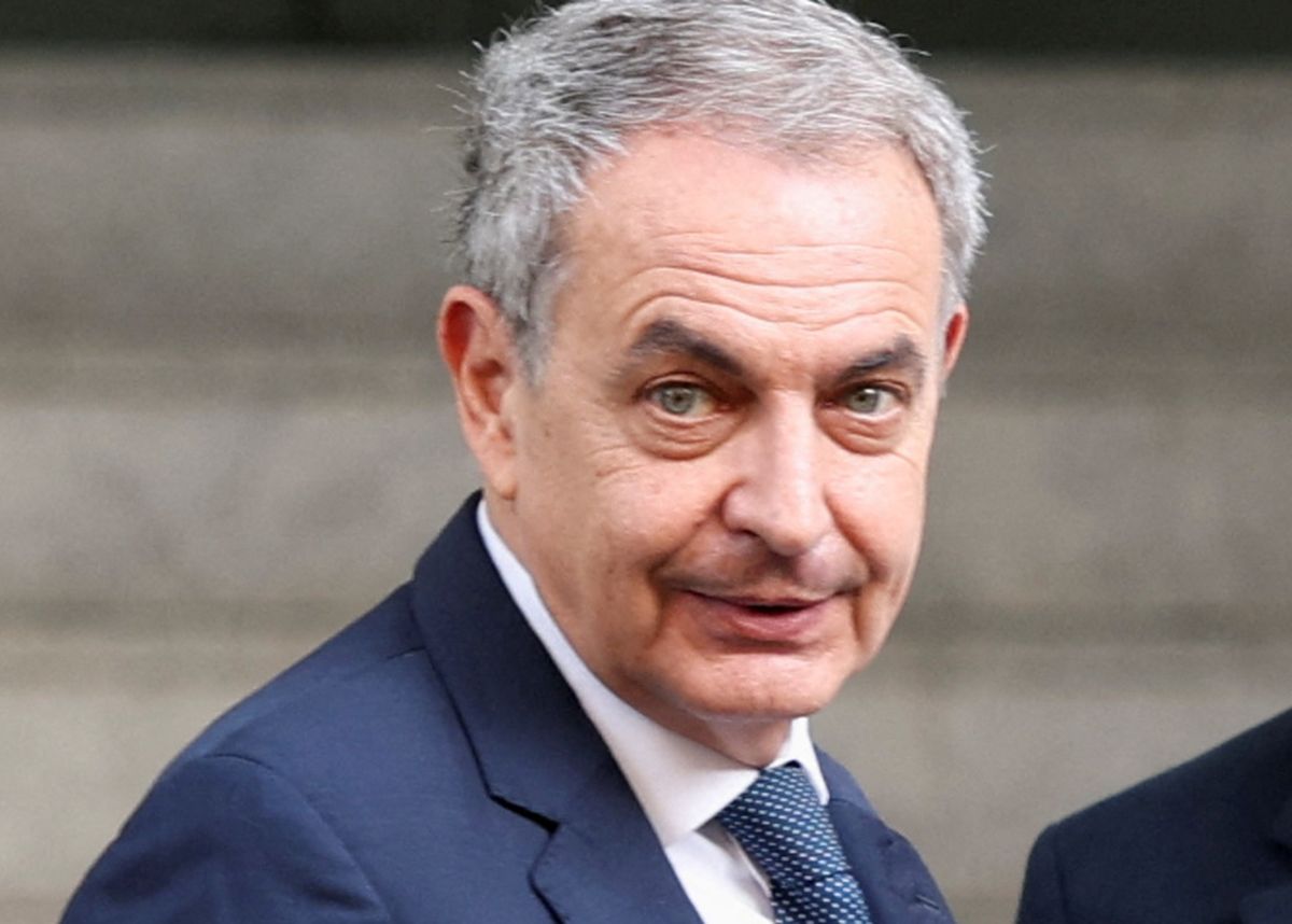 Ο Θαπατέρο απαντά για αδήλωτα κοσμήματα 1,3 εκατ. ευρώ που βρέθηκαν στο γραφείο του: «Δώρο ξένης χώρας»