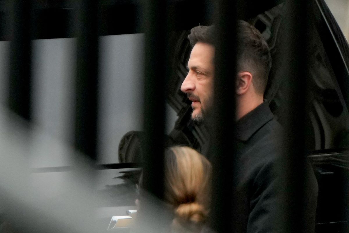 Ο Ντόναλντ Τραμπ υποδέχεται τον Βολοντίμιρ Ζελένσκι στον Λευκό Οίκο - Στο επίκεντρο η ενίσχυση της στρατιωτικής βοήθειας στην Ουκρανία