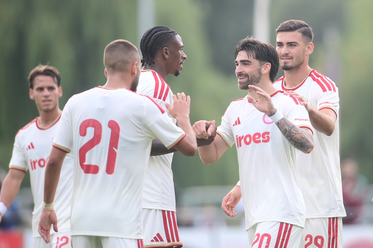 Ολυμπιακός - Φορτούνα Σίταρντ 3-1: «Έλαμψε» ο Ζότα Σίλβα, ντεμπούτο με χατ-τρικ στη φιλική ερυθρόλευκη νίκη