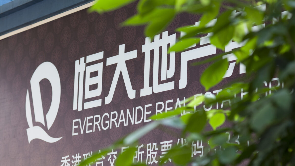 --FILE--View of an advertisement of Evergrande Real Estate Group in Guangzhou city, south China's Guangdong province, 3 May 2015. China Evergrande Group, the country's second-largest property developer by sales, said on Monday (20 August 2018) the board proposed a dividend of 1.13 yuan, or HK$1.287, per share for the two financial years of 2016 and 2017. Evergrande shares closed 4.5 percent higher at HK$28 on Monday. The stock gained 30 percent in the past month.