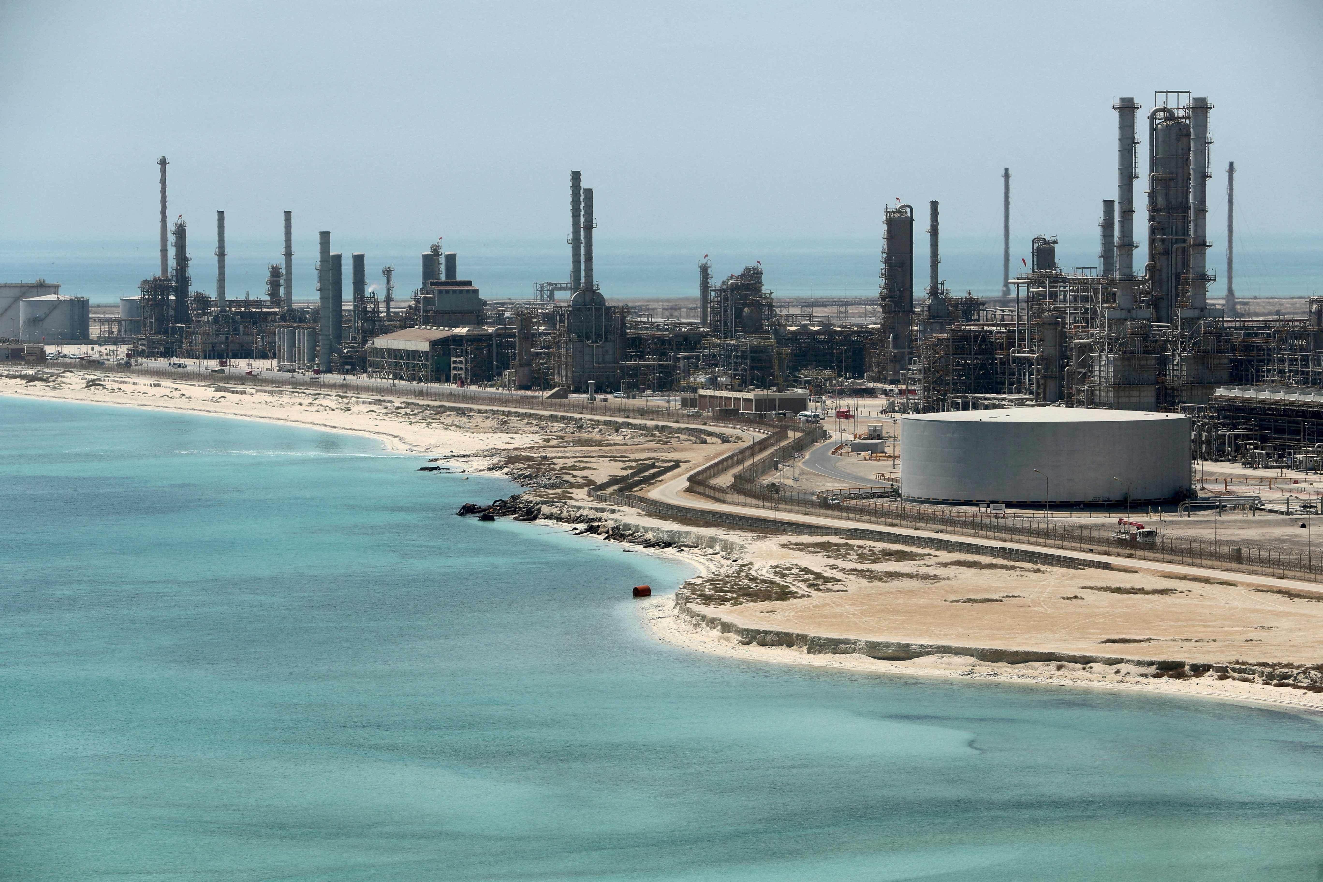 Aramco: Εκτίναξη 44% στα κέρδη για τη σαουδαραβική πετρελαϊκή εταιρεία, λόγω του πολέμου